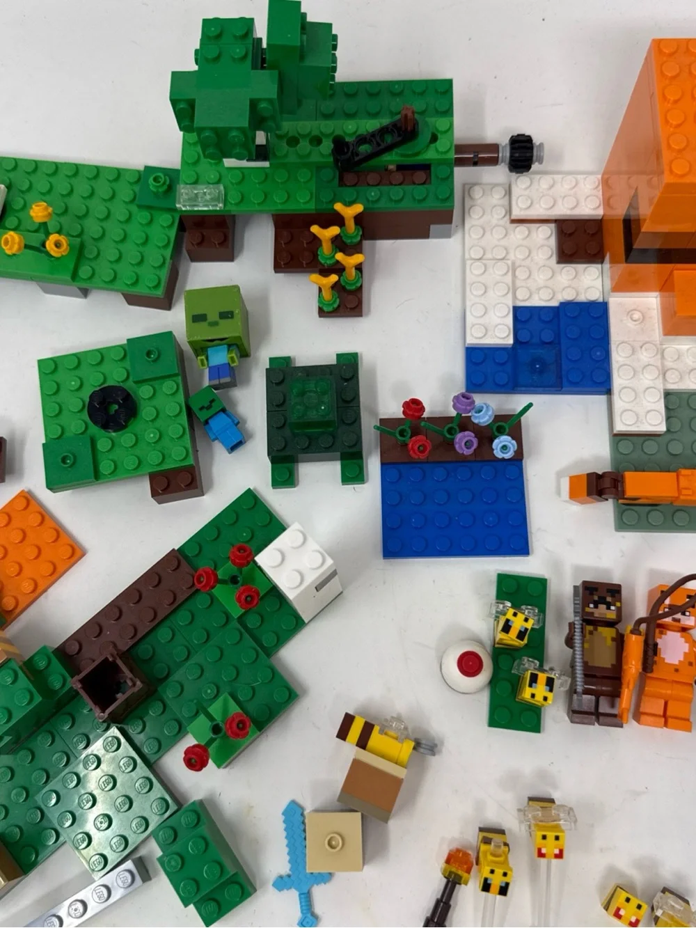 LEGO Green and Orange Minecraft Inspired Build Set